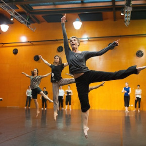Anouk van Dijk and dancers.  Photo: Sarah Walker.